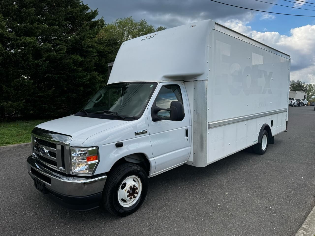 2021 FORD E-450