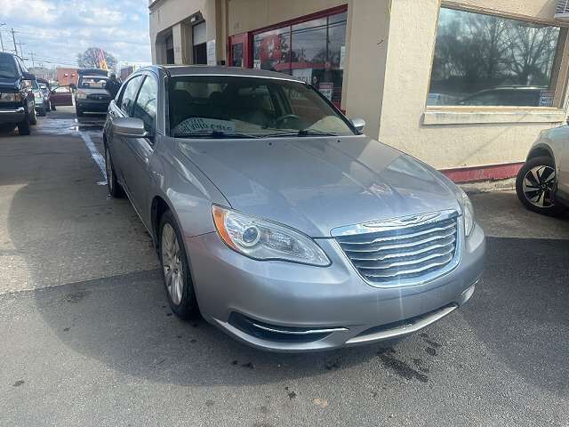 2013 CHRYSLER 200