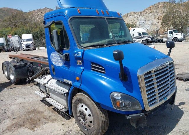 2016 FREIGHTLINER Cascadia
