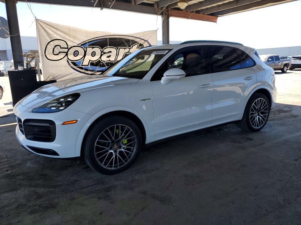 2021 PORSCHE Cayenne