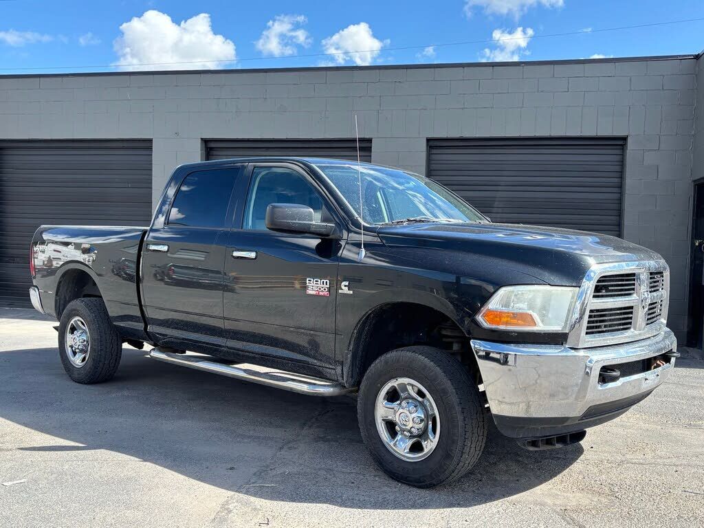 2011 DODGE Ram