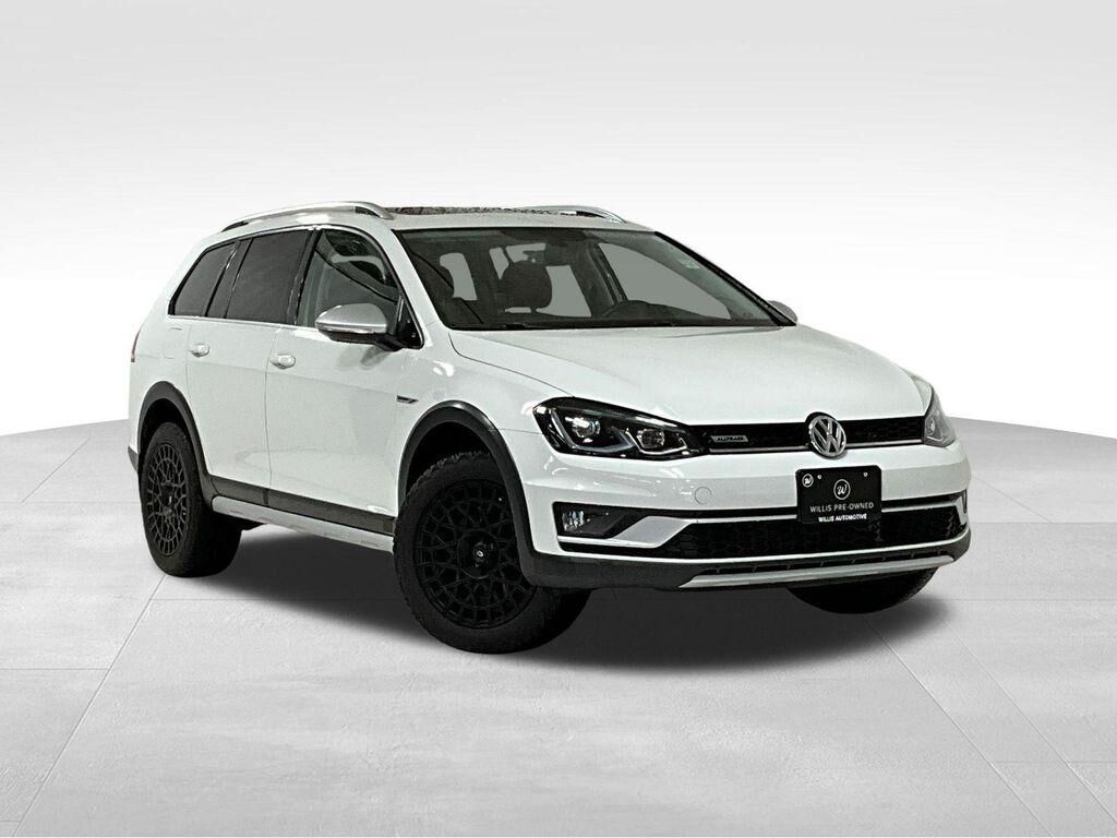 2017 VOLKSWAGEN Golf Alltrack