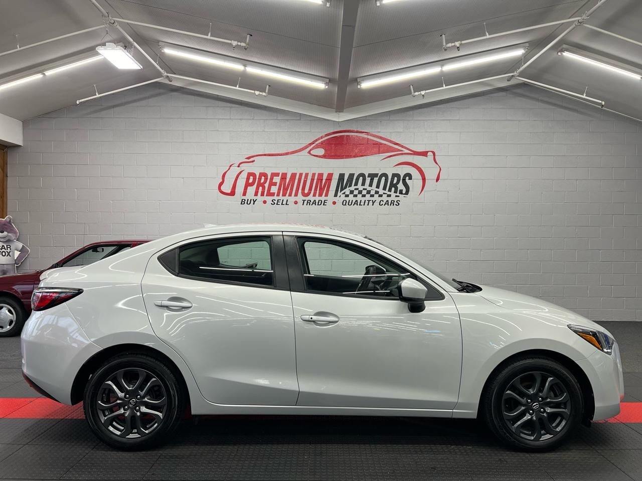 2019 TOYOTA Yaris