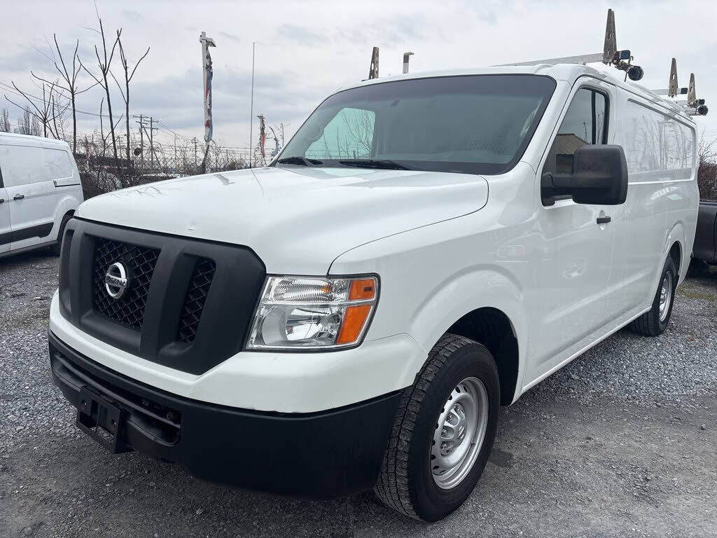 2018 NISSAN NV