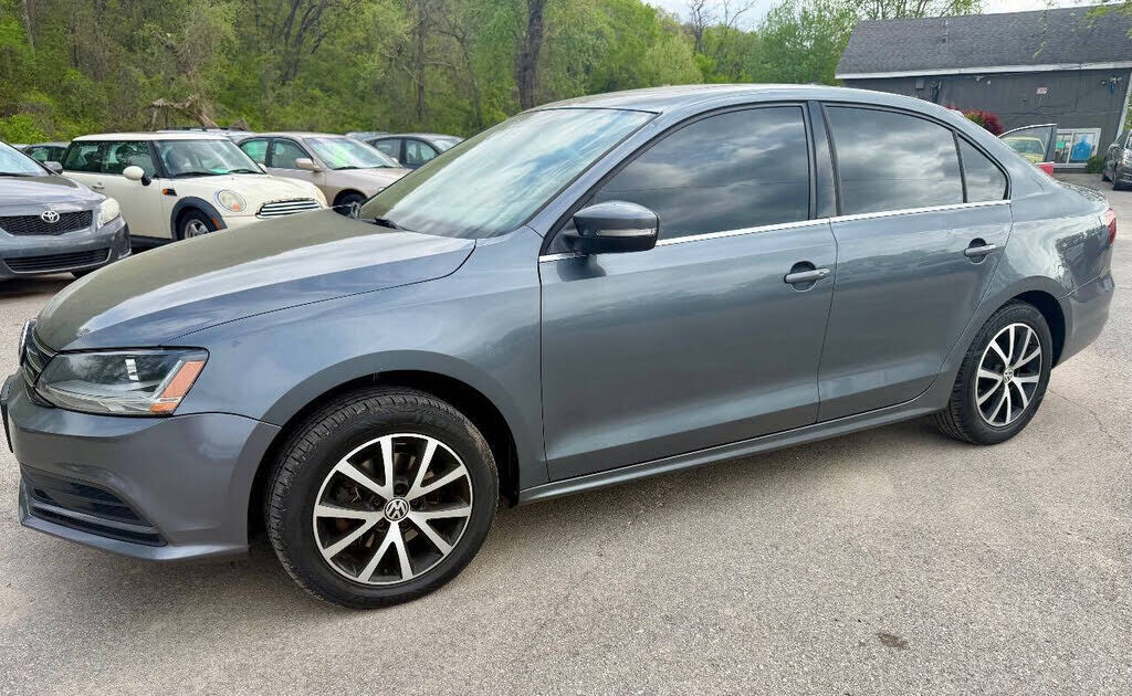 2017 VOLKSWAGEN Jetta