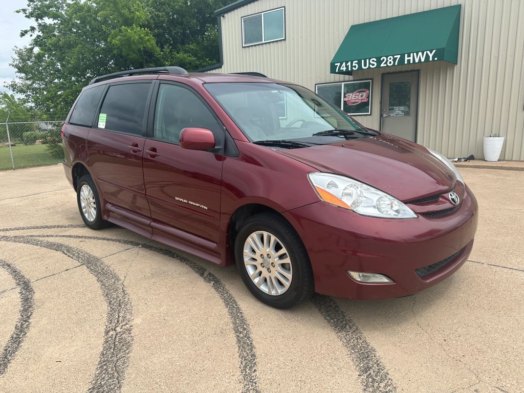 2008 TOYOTA Sienna