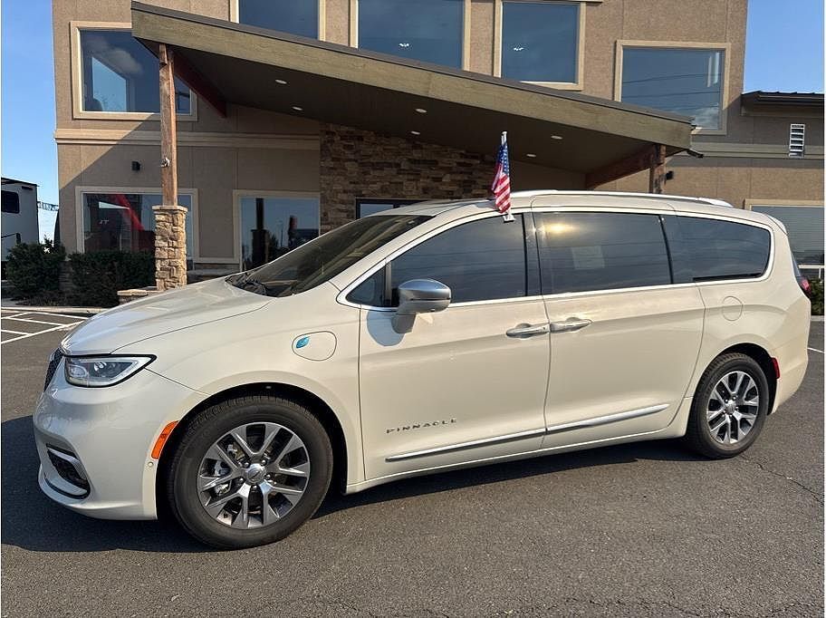 2021 CHRYSLER Pacifica
