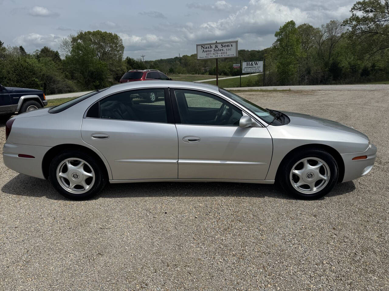 2003 OLDSMOBILE Aurora