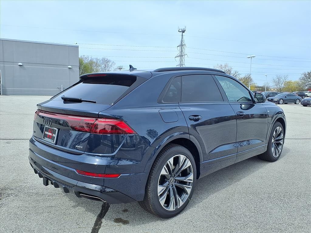 2026 Audi Q8