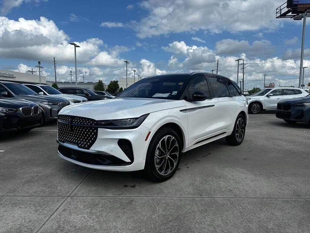 2026 LINCOLN Nautilus