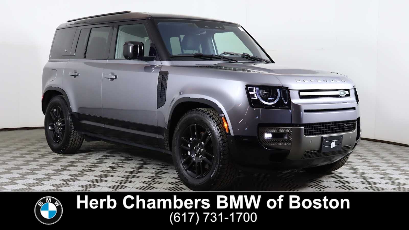 2022 LAND ROVER Defender