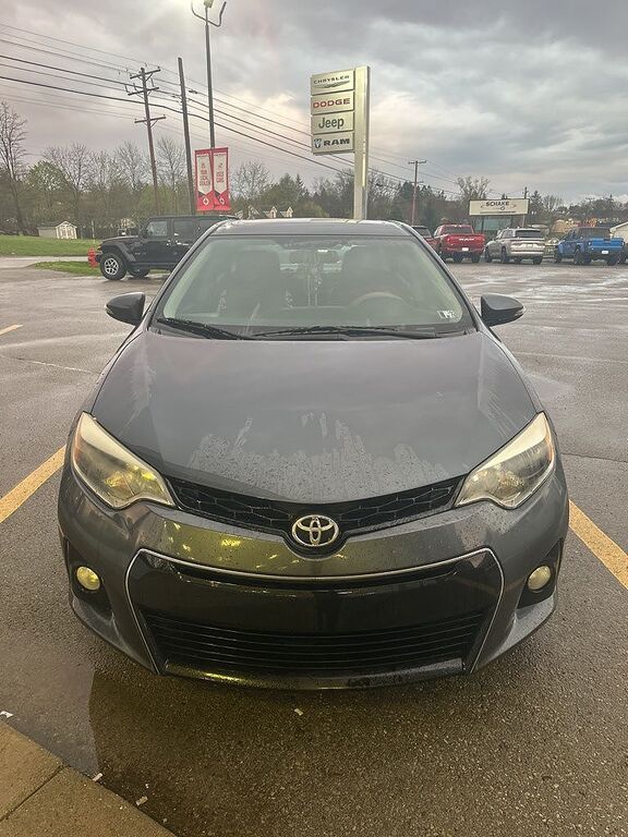 2015 TOYOTA Corolla