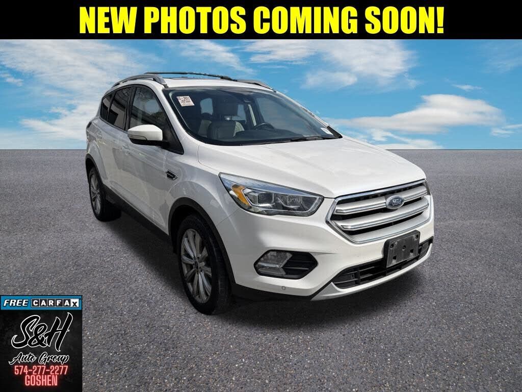 2017 FORD Escape
