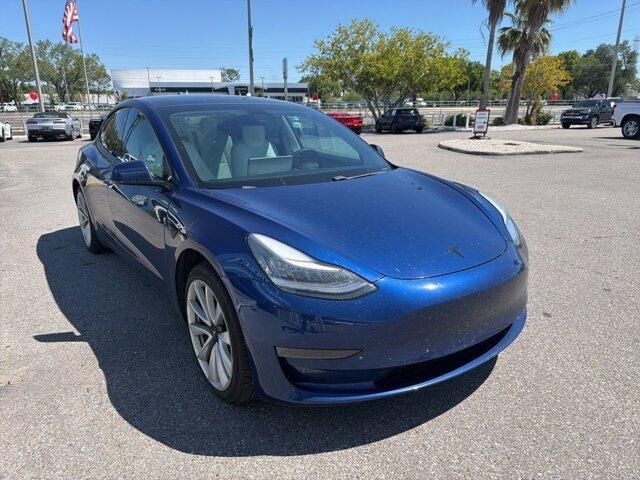 2020 TESLA Model 3