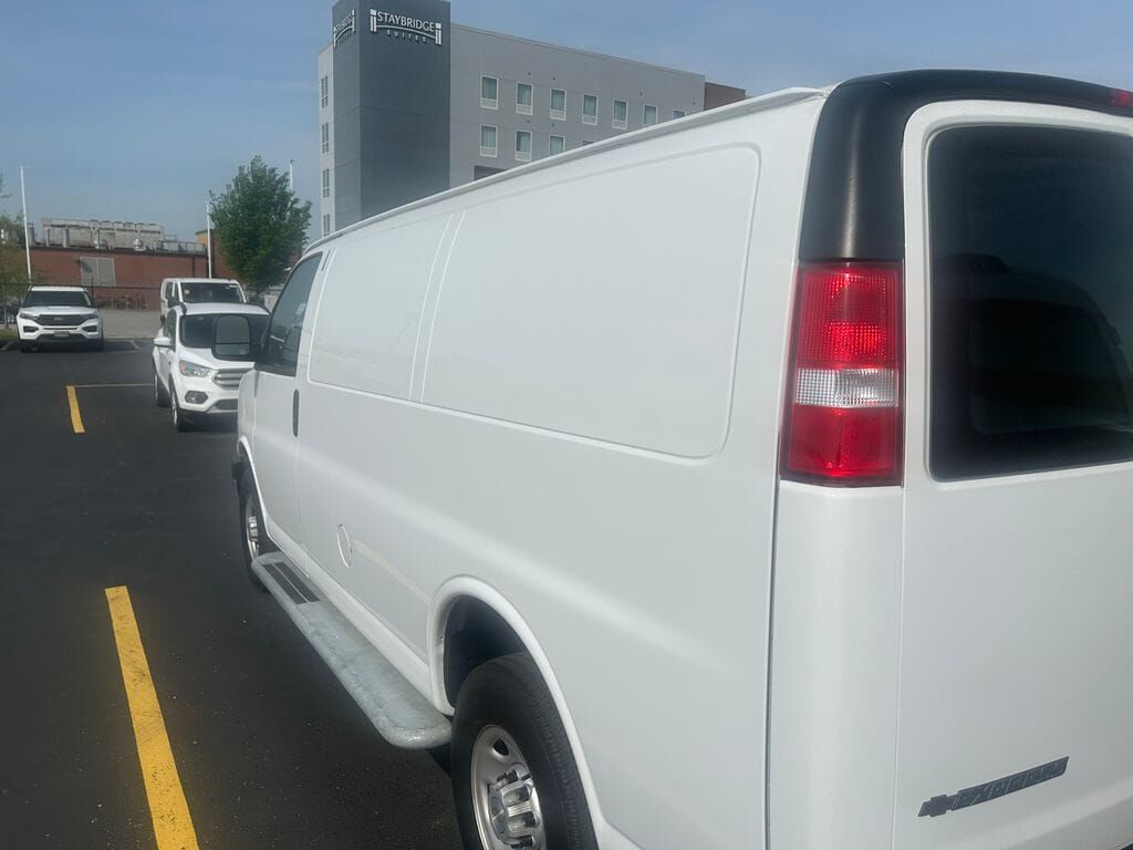 2024 CHEVROLET Express