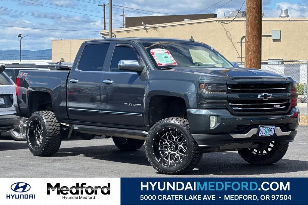 2017 CHEVROLET Silverado