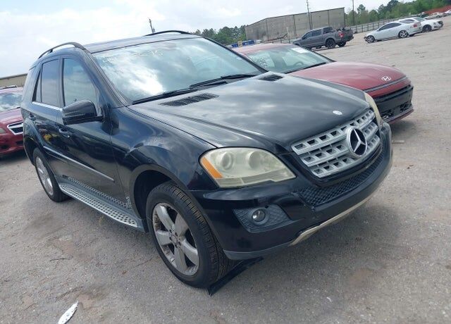 2011 MERCEDES-BENZ M-Class
