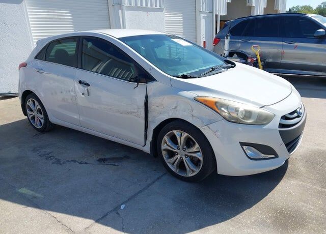2014 HYUNDAI Elantra