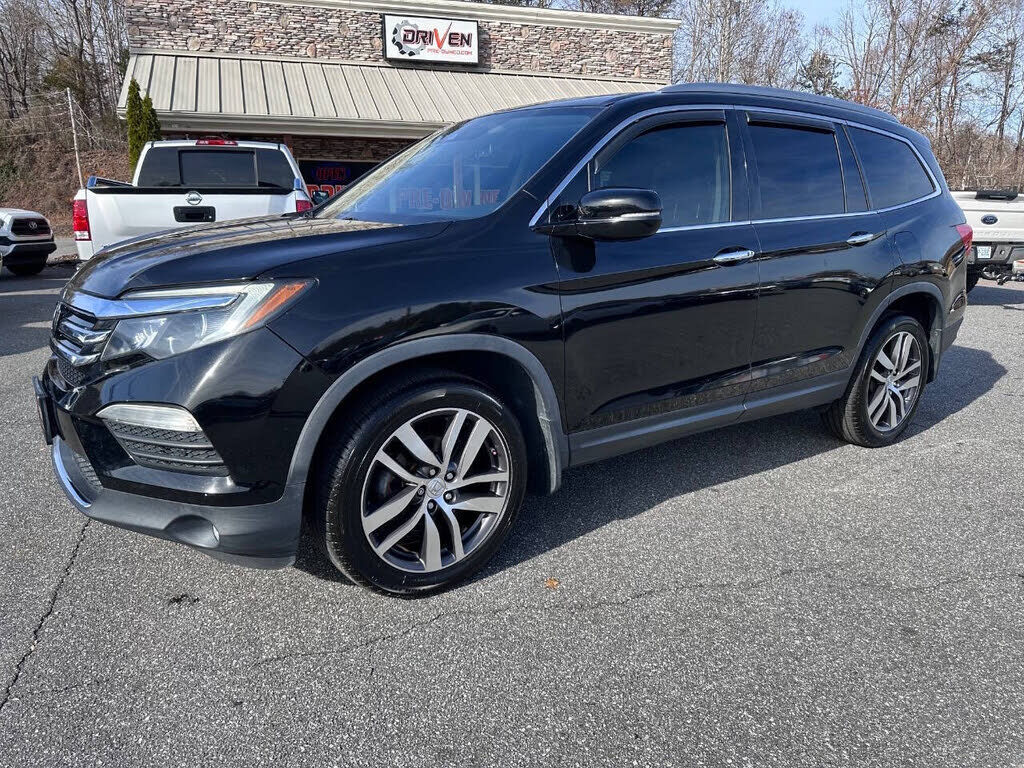 2017 HONDA Pilot