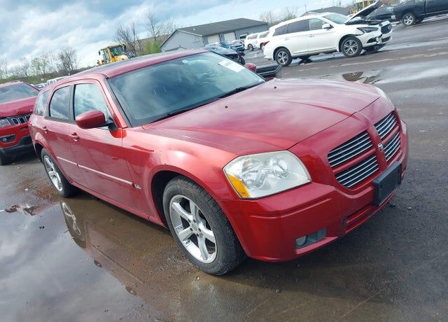 2005 DODGE Magnum