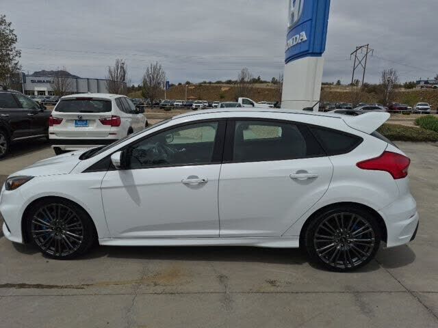 2017 FORD Focus