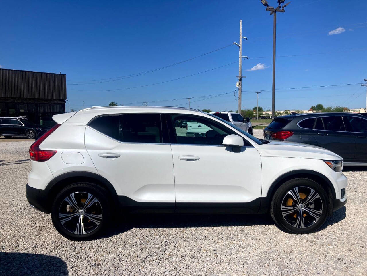 2019 VOLVO XC40