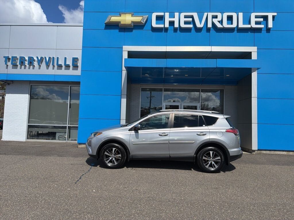 2017 TOYOTA RAV4