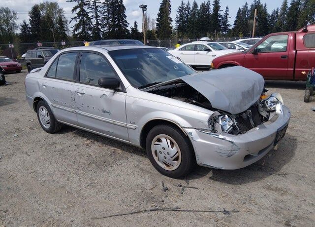 2000 MAZDA Protege