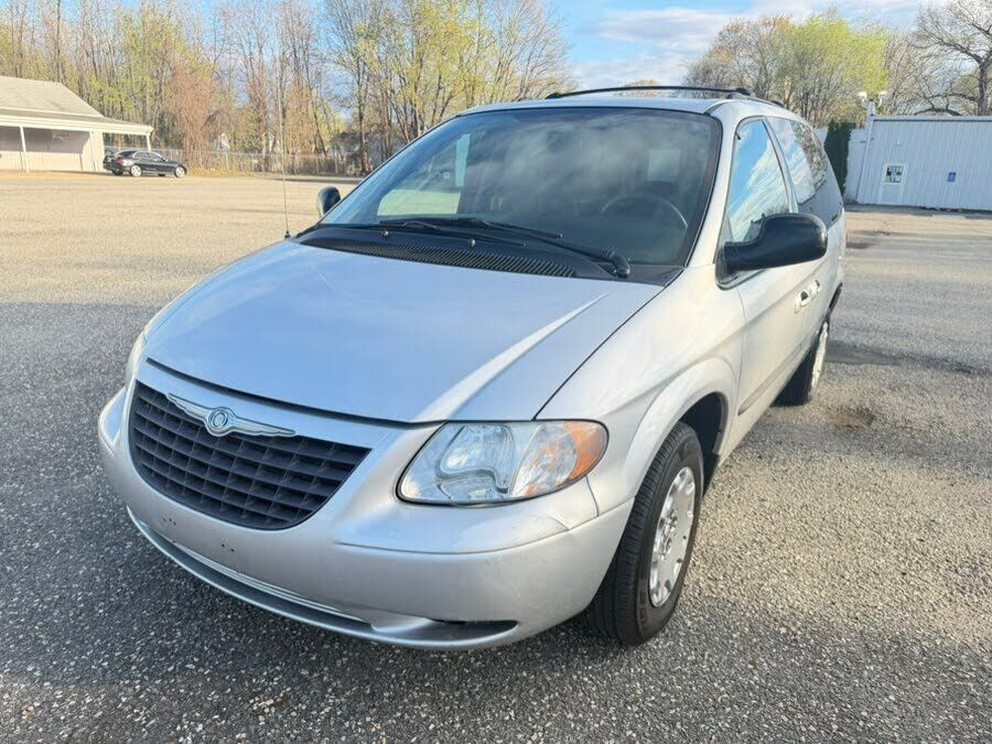 2004 CHRYSLER Town and Country