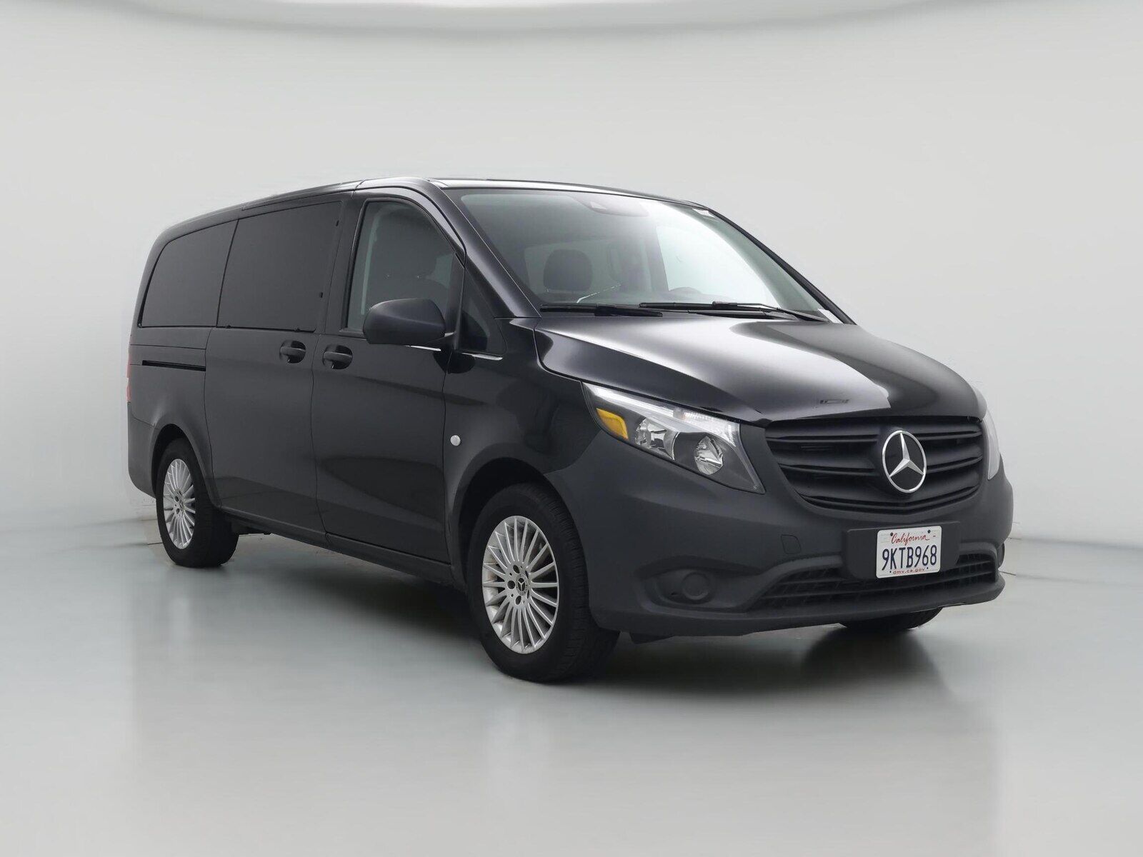 2023 MERCEDES-BENZ METRIS