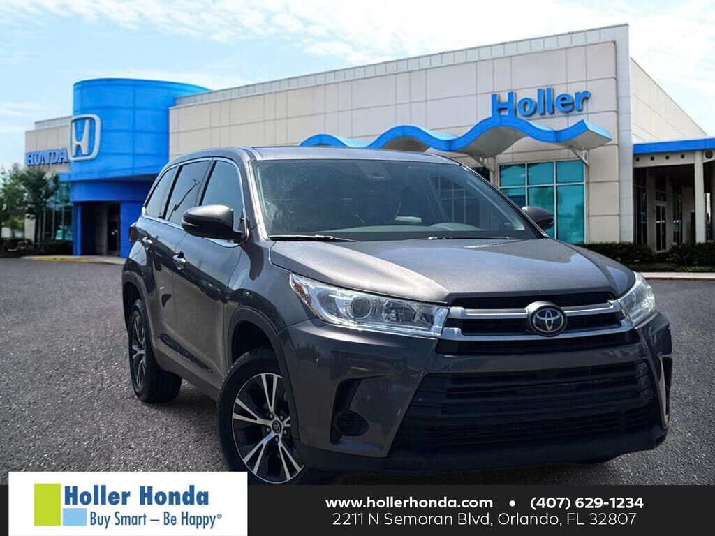2019 TOYOTA Highlander