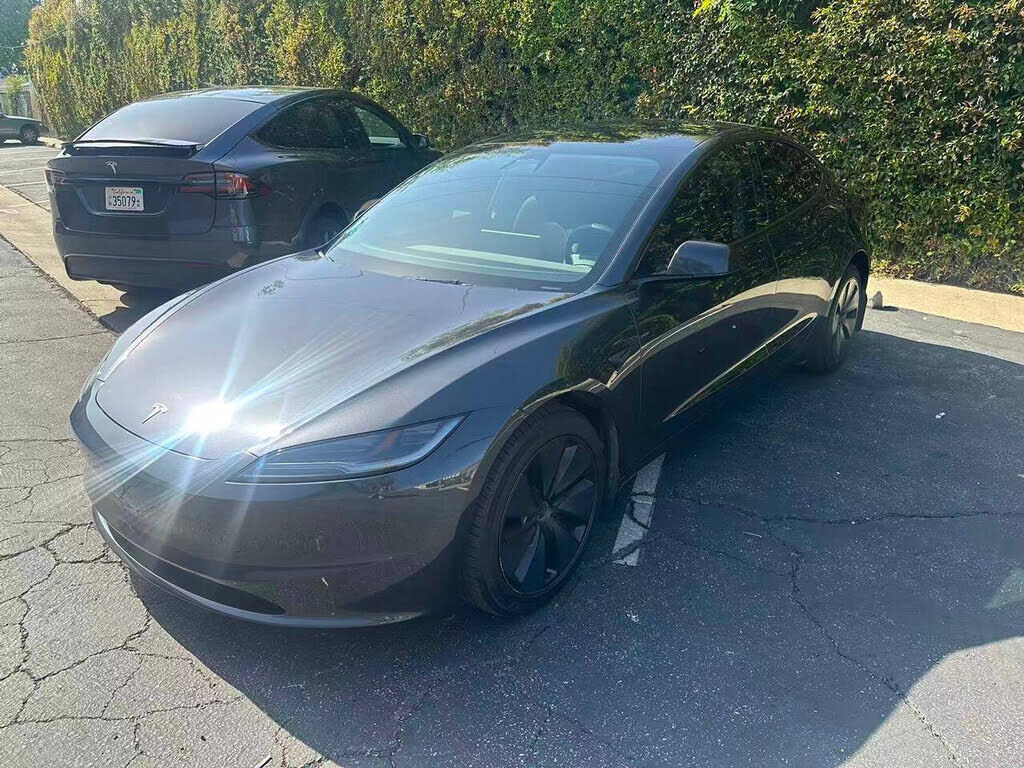 2024 TESLA Model 3