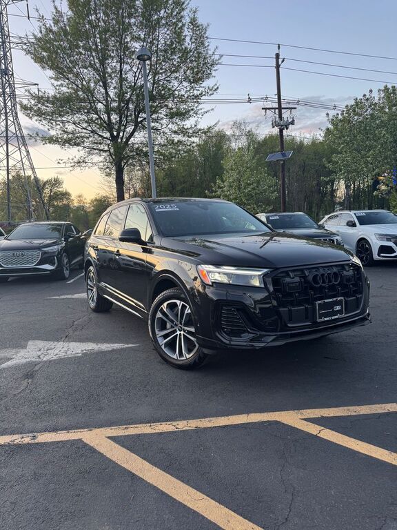 2025 AUDI Q7