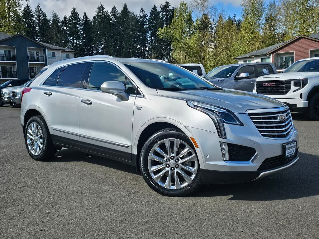 2017 CADILLAC XT5