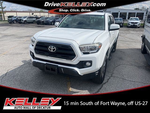 2017 TOYOTA Tacoma