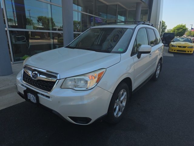 2015 SUBARU Forester