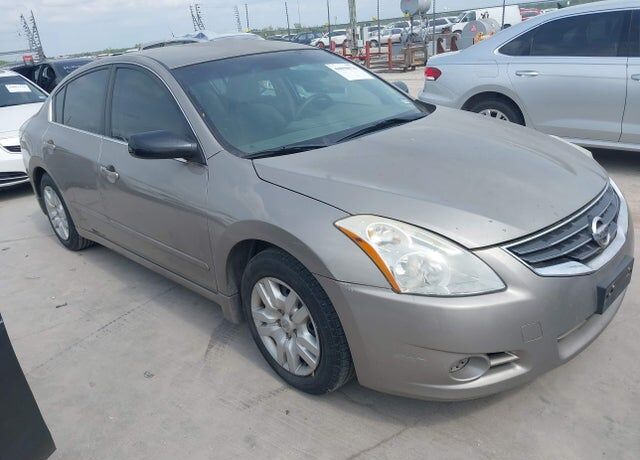 2012 NISSAN Altima