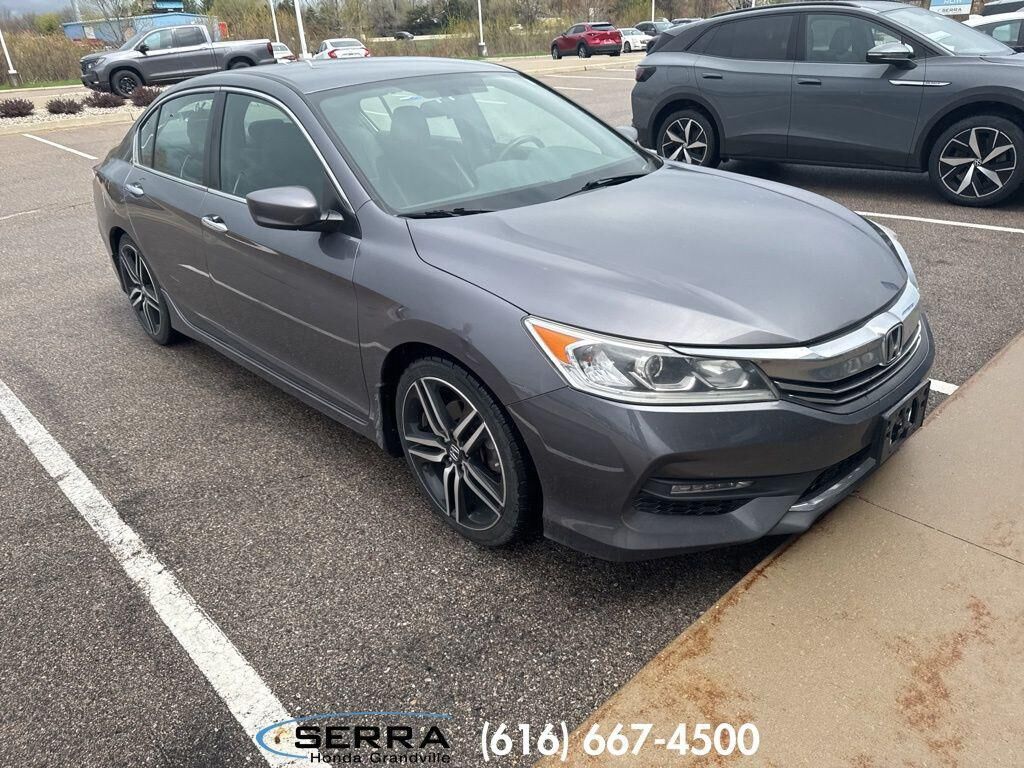 2017 HONDA Accord