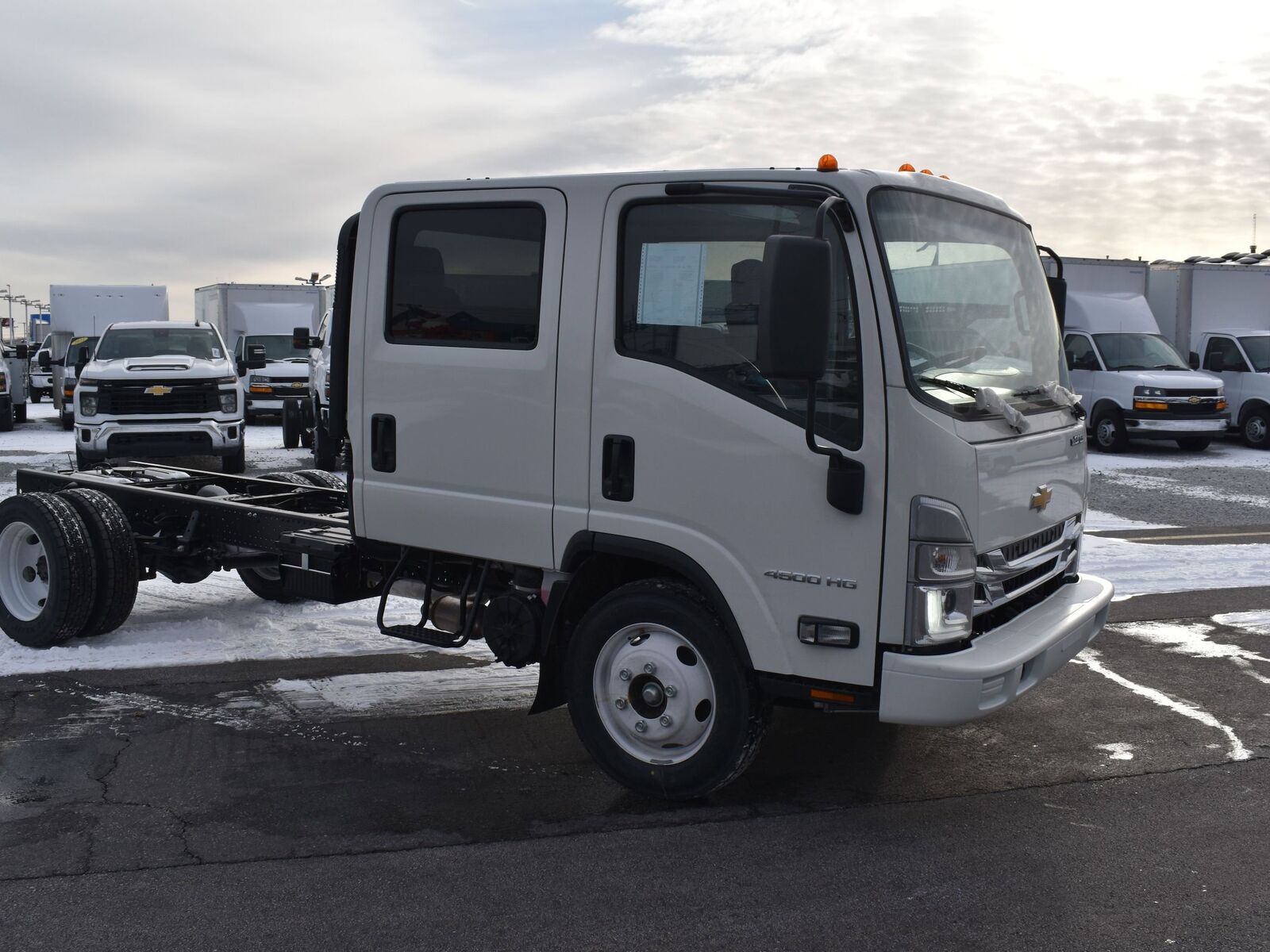 2025 CHEVROLET 3500 / 4500
