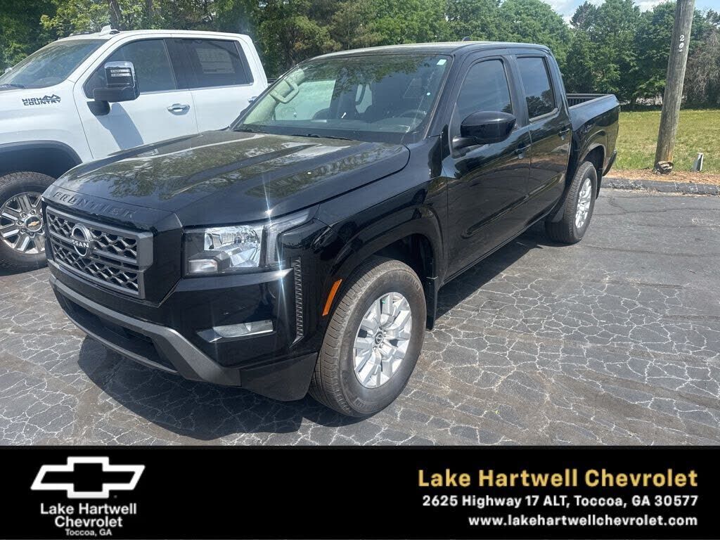 2023 NISSAN Frontier