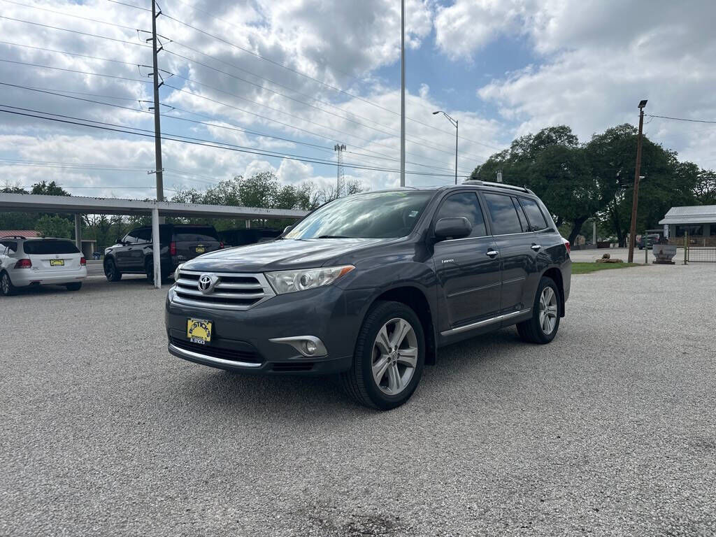 2013 TOYOTA Highlander