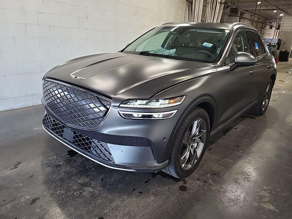2023 GENESIS GV70