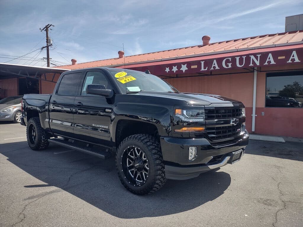 2017 CHEVROLET Silverado