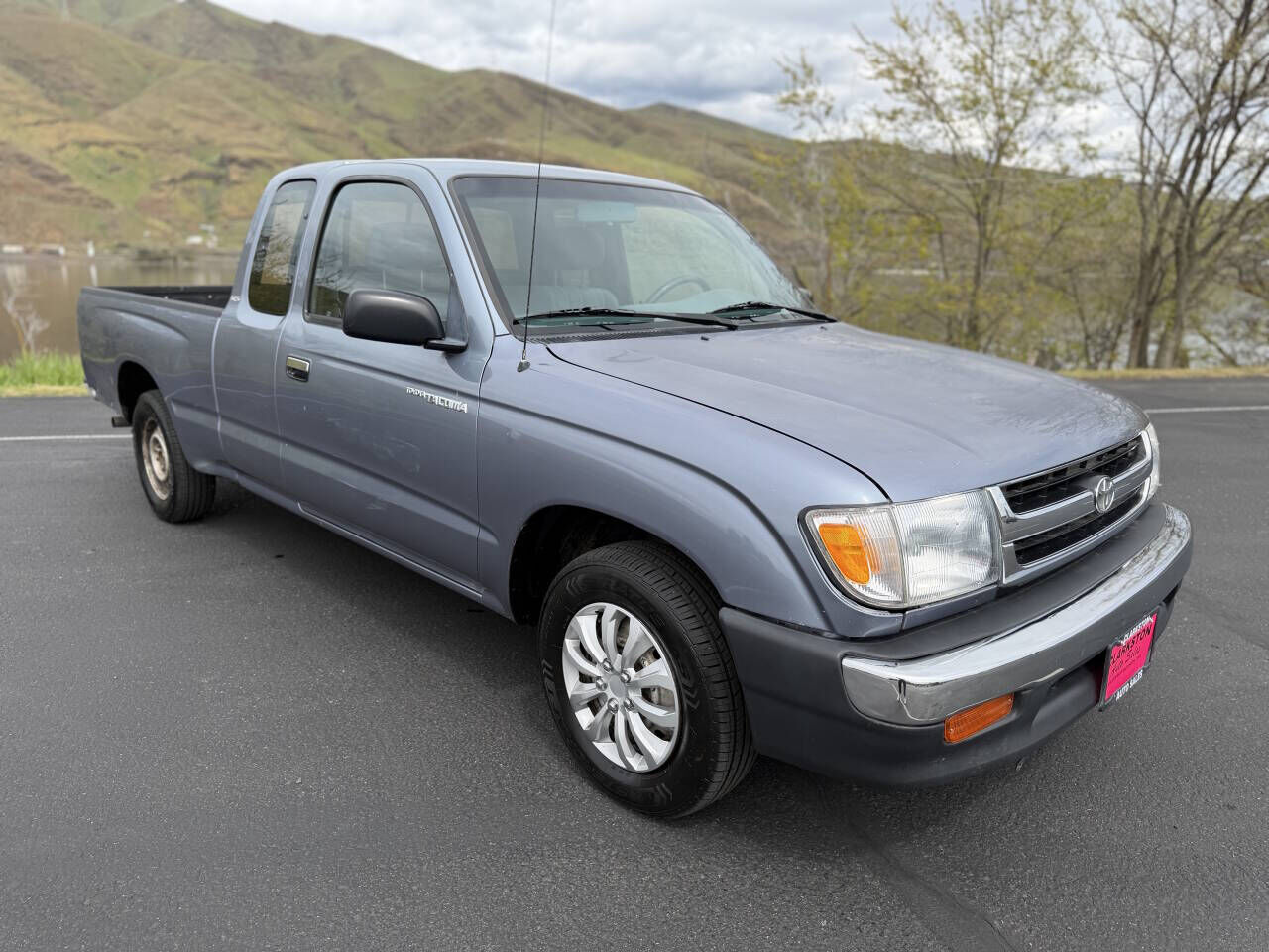 1998 TOYOTA Tacoma