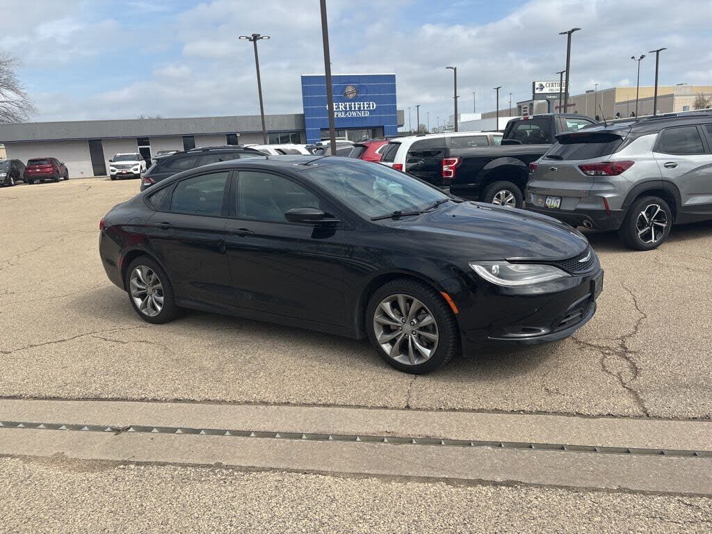 2015 CHRYSLER 200