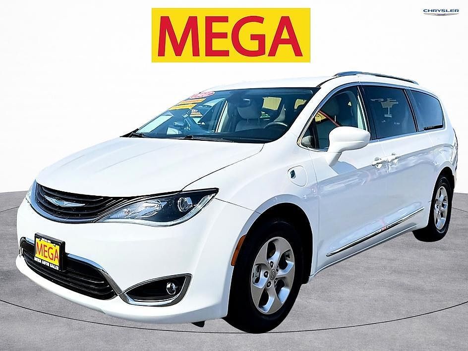 2018 CHRYSLER Pacifica