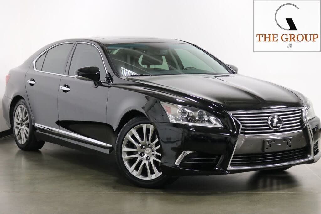 2013 LEXUS LS