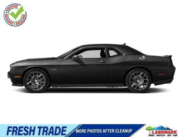 2017 DODGE Challenger