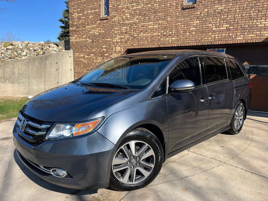 2016 HONDA Odyssey