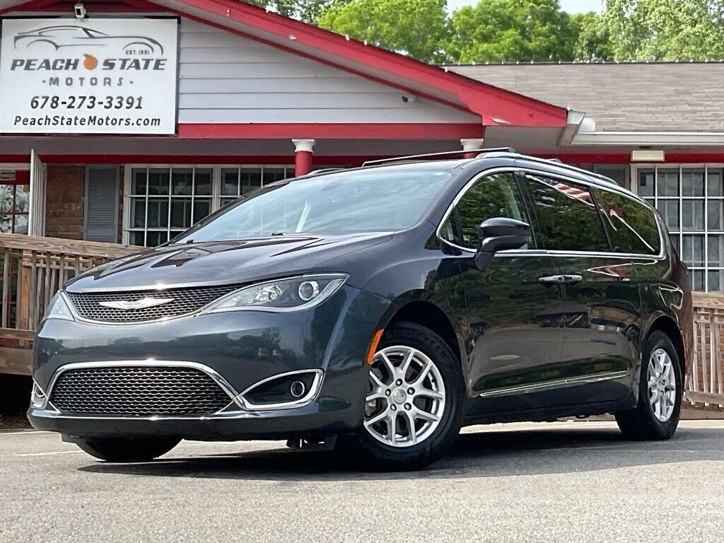 2020 CHRYSLER Pacifica